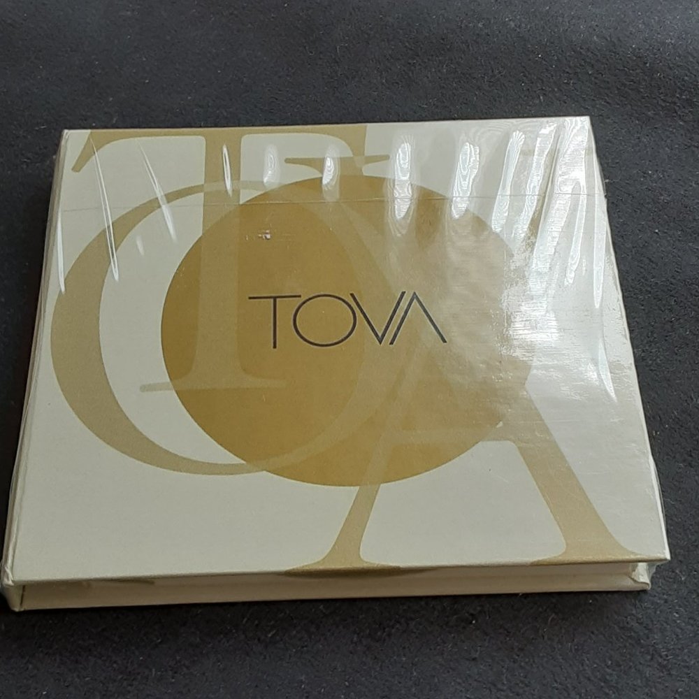 TOVA Eye Shadow Palette
